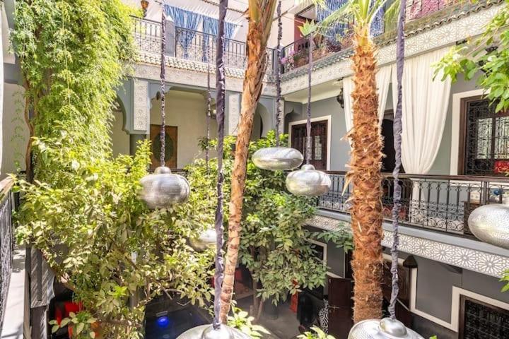 Riad Des Mile Nuits Villa Маракеш Екстериор снимка
