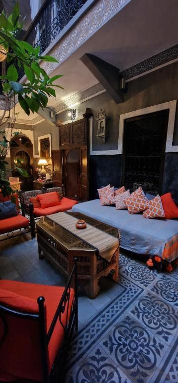 Riad Des Mile Nuits Villa Маракеш Екстериор снимка