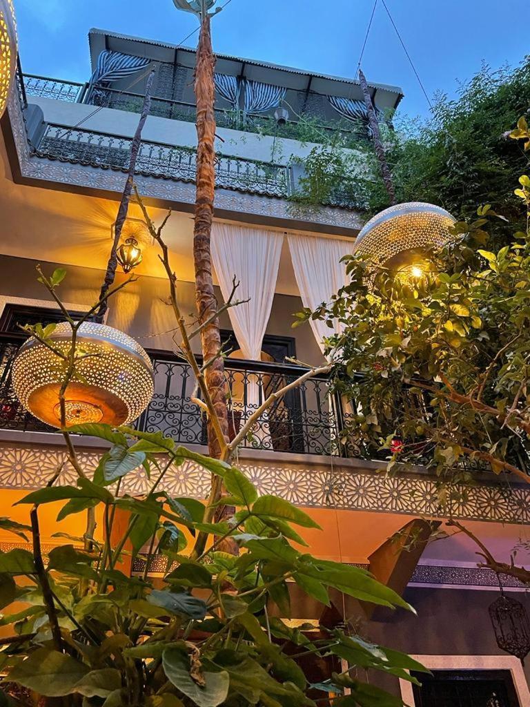 Riad Des Mile Nuits Villa Маракеш Екстериор снимка